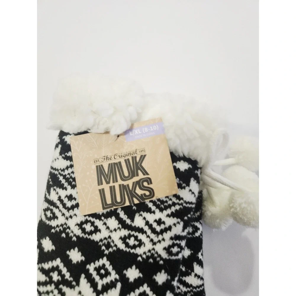 NEW Muk Luk Women's Snowflake Socks Black/White‎ Warm Cozy Winter Wear L-XL
